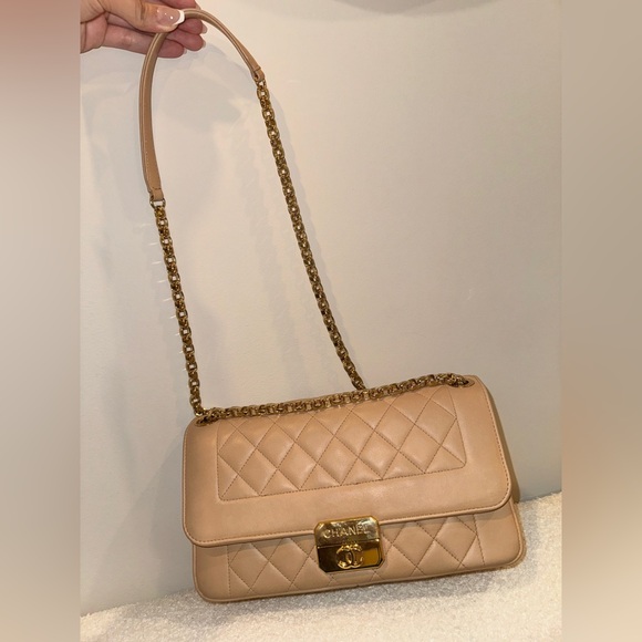 Chancel chic with me (authentic!!) - Picture 12 of 12